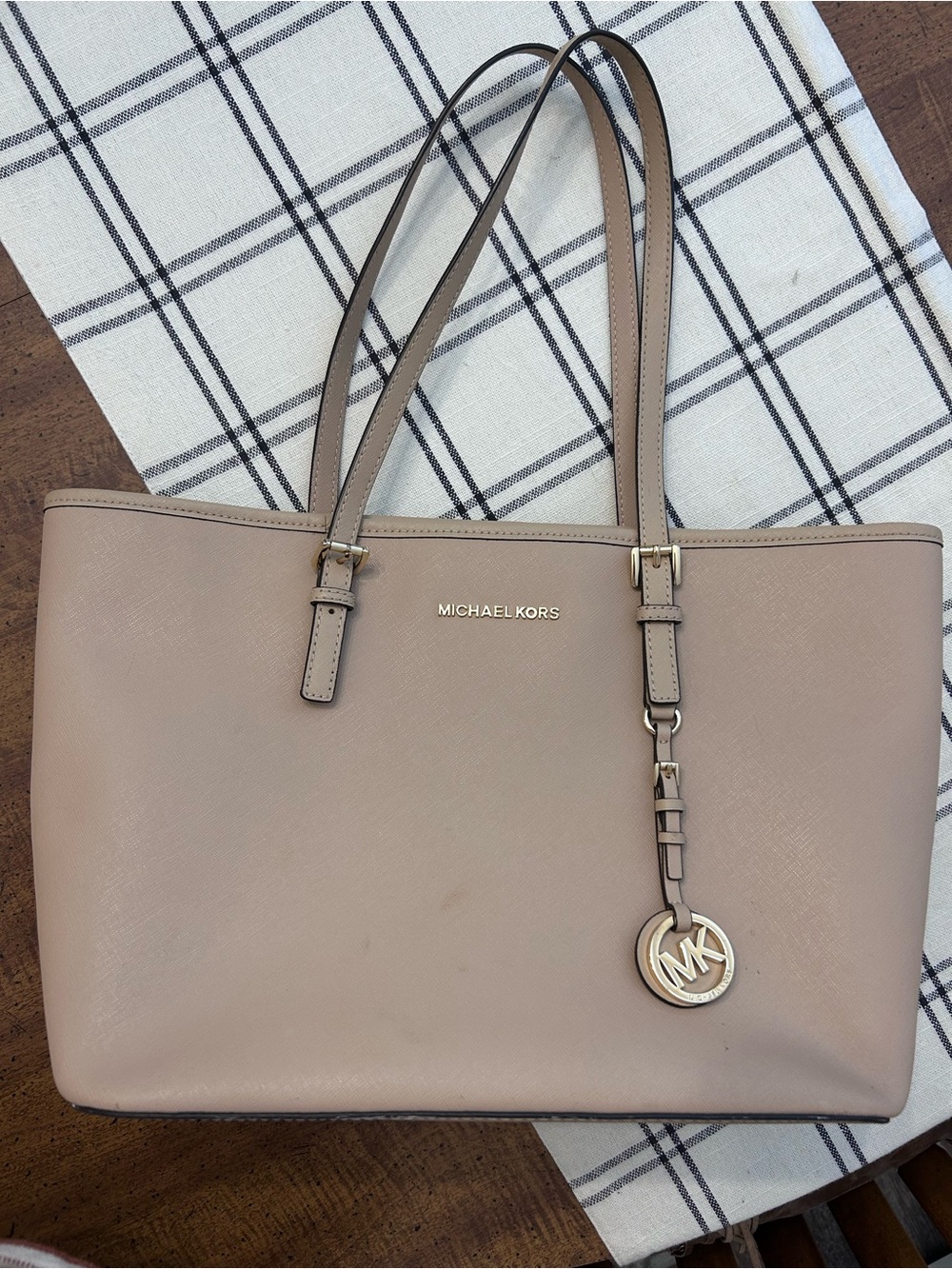 Michael Michael Kors Jet Set Large Travel Tote Bag Beige
